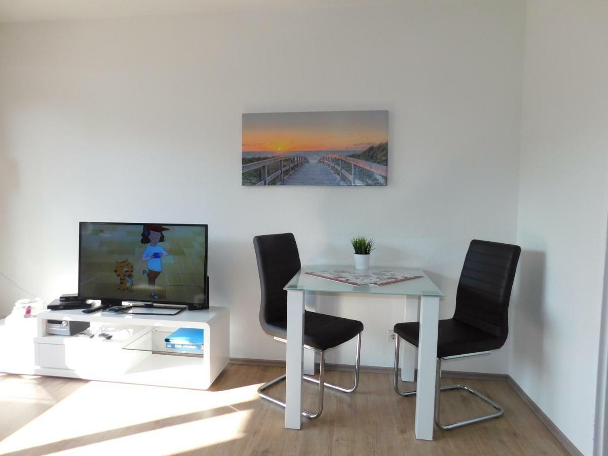 Wohnung Sonnenschein Inkl Strandkorb Vom 01 05-01 10 Grömitz Esterno foto